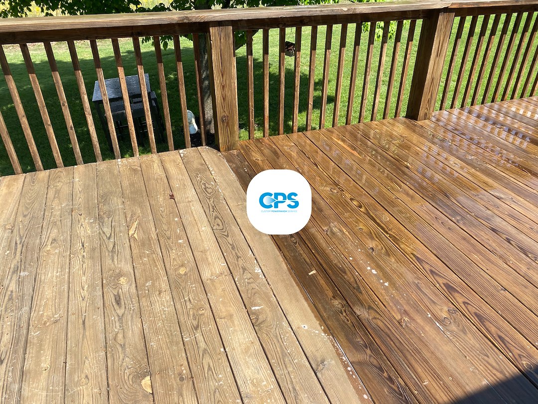 Professional Deck Cleaning in Carterville, IL